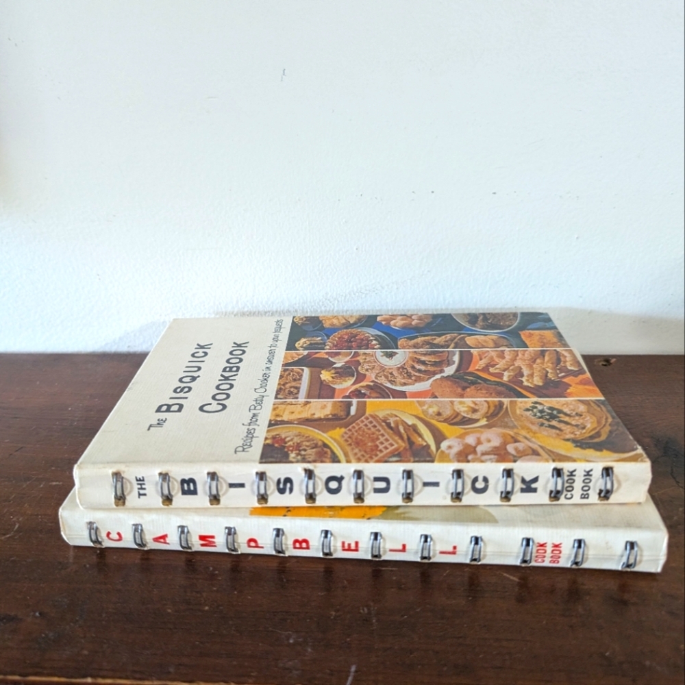2 Vintage Cookbooks Hardback Wire Campbell And Bisquick Cookbook Decor Kitchen